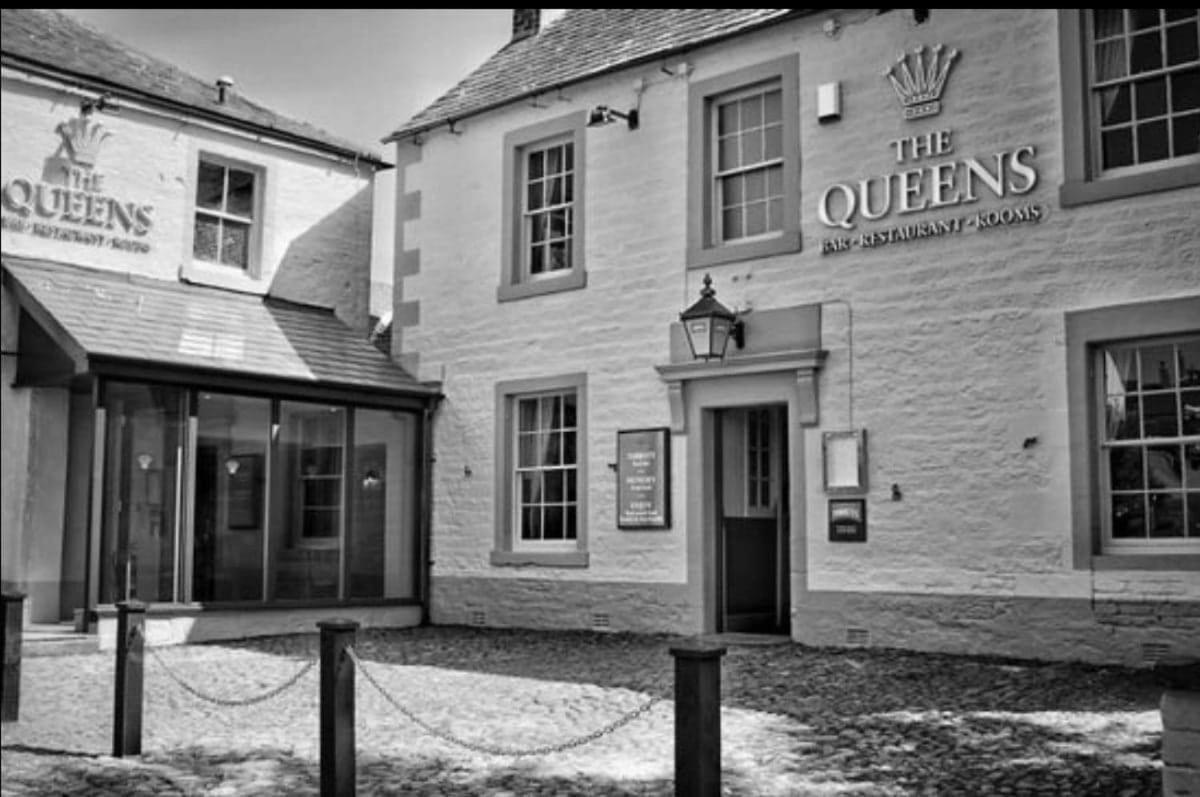 The Queen'S Arms Inn Warwick-on-Eden Bagian luar foto