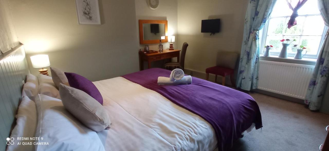 The Queen'S Arms Inn Warwick-on-Eden Bagian luar foto