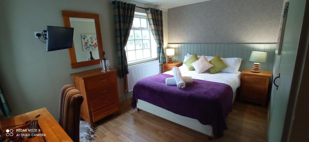 The Queen'S Arms Inn Warwick-on-Eden Bagian luar foto