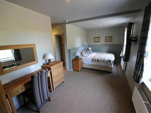 The Queen'S Arms Inn Warwick-on-Eden Bagian luar foto